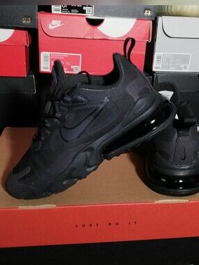 WOMEN'S NIKE AIR MAX 270S BLACK SIZE 6 LIKE NEW "USED ITEM NO BOX"